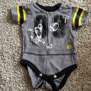 🩵5 for $10🩵 Football Jersey Top